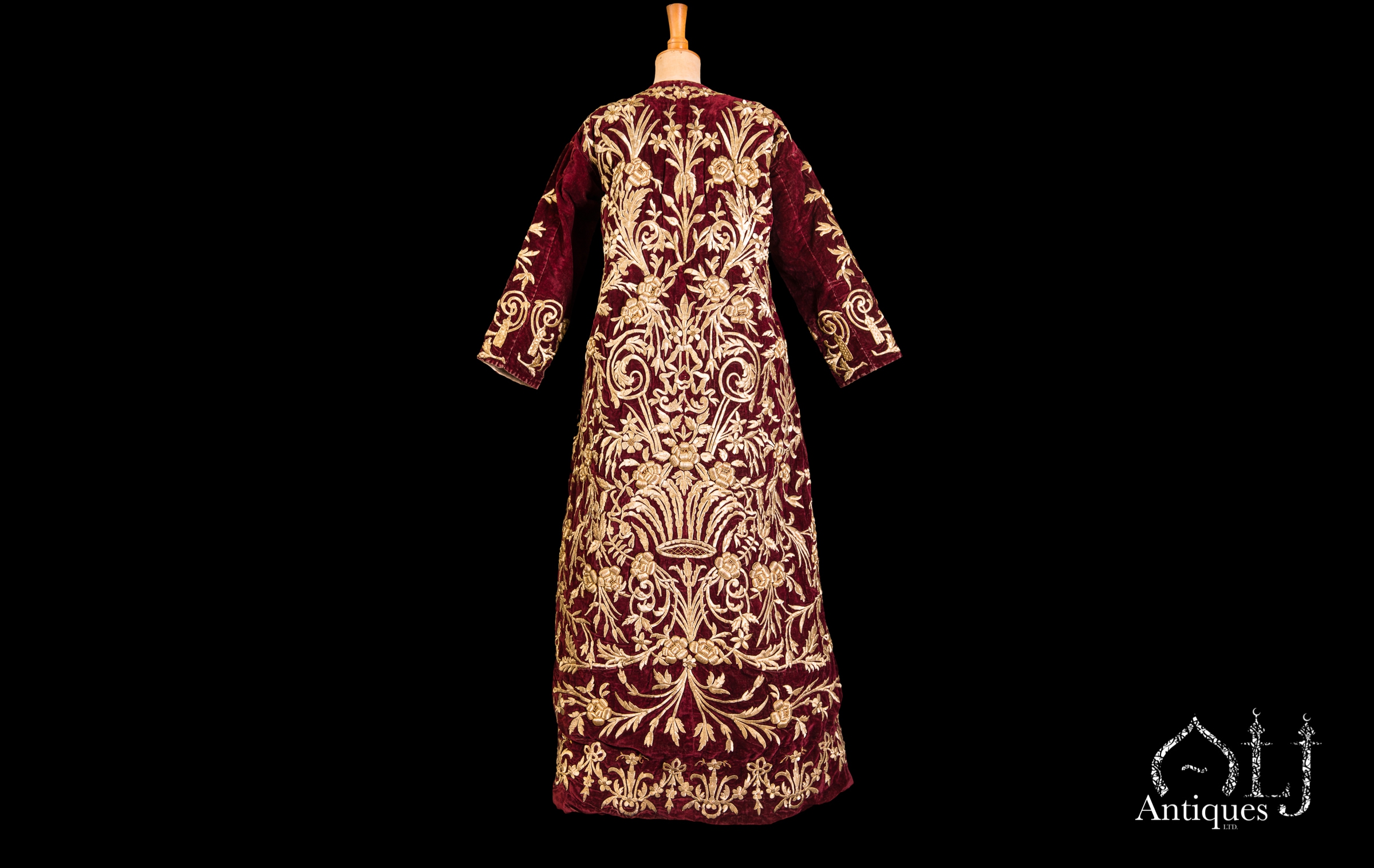 Ottoman Sirma Kaftan, An Exceptionally Fine Royal Wedding Robe of Red ...