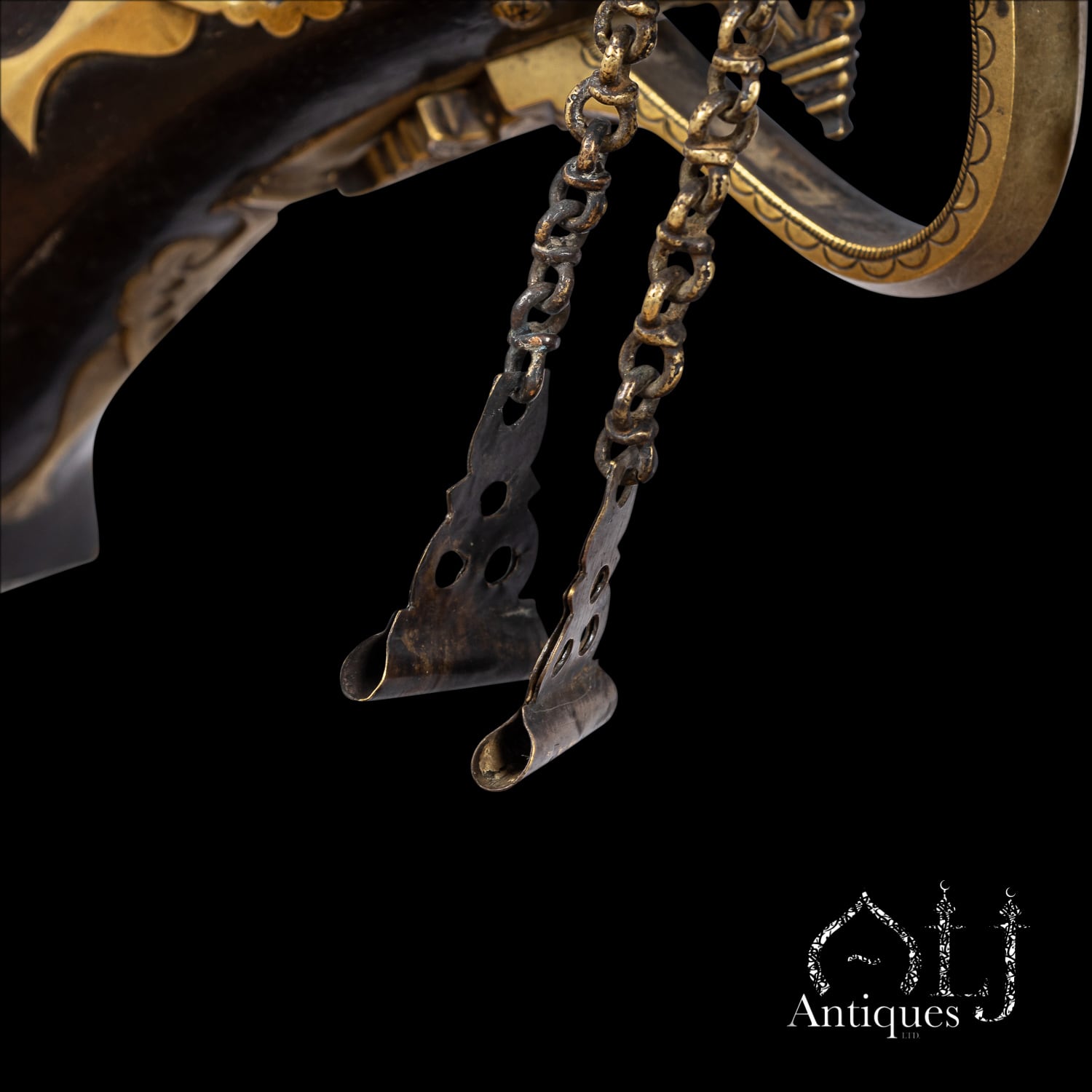 An Exceptionally Rare Monumental Minangkabau Matchlock Rifle (Istinggar / Badil Satengga) West Sumatra, Malay World (Indonesia) Circa 18th Century. - Image 13