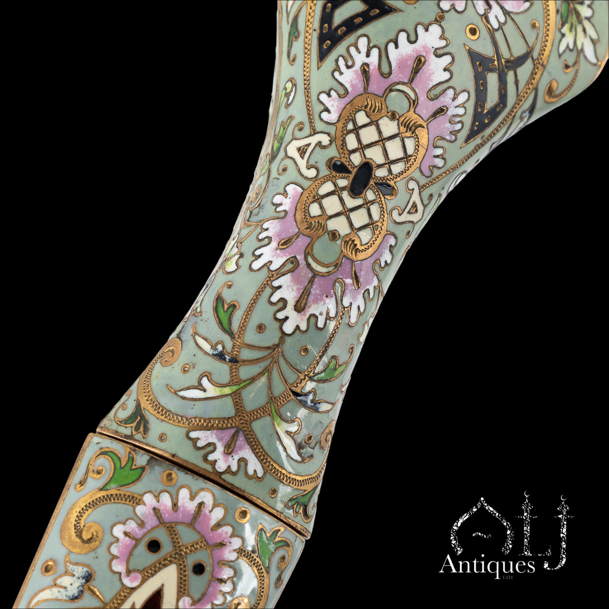 A Rare Ottoman Gilt Tombac and Polychrome Enamel Knife (Bıçak) with Rococo Floral Decoration, the Ottoman Empire, Turkey, circa 1780–1820 - Image 9