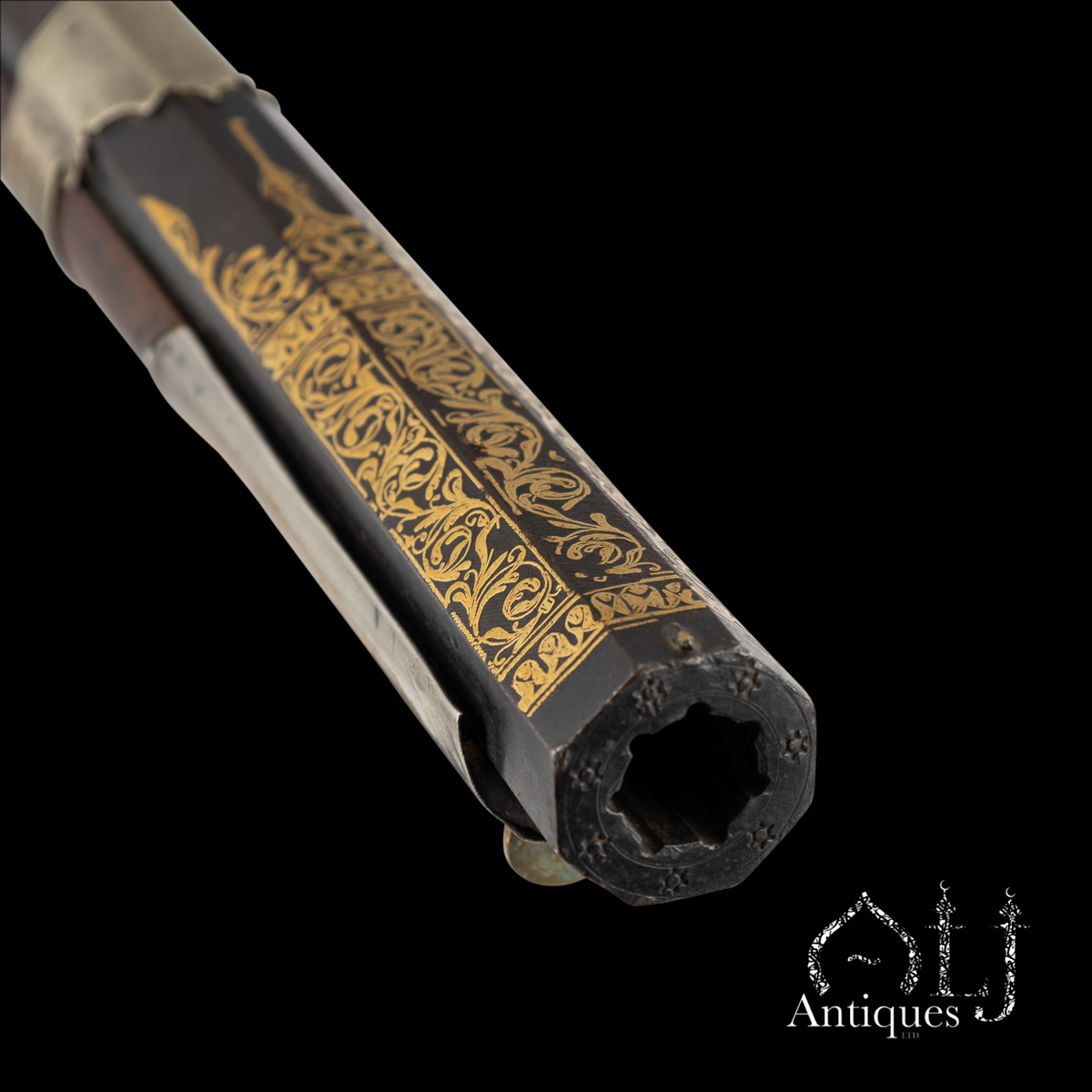 Rare Ottoman Miquelet-Lock Carbine (Short Tüfek) with Raised Gold Damascened Steel and Silver-Inlaid Stock Ottoman Empire, Balkan Provinces, circa 1800 - Image 8