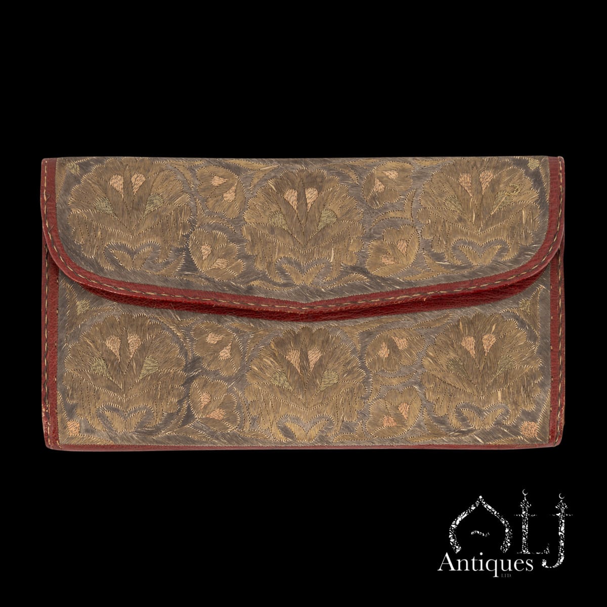 An Exceptional Ottoman Gold, Silver and Polychrome Silk Embroidered Morocco Leather Letter and Document Wallet (Brieftasche), Inscribed "Constantinople 1742" and "Thomas Hewett" Constantinople (Istanbul), Ottoman Empire, Dated 1742 - Image 3