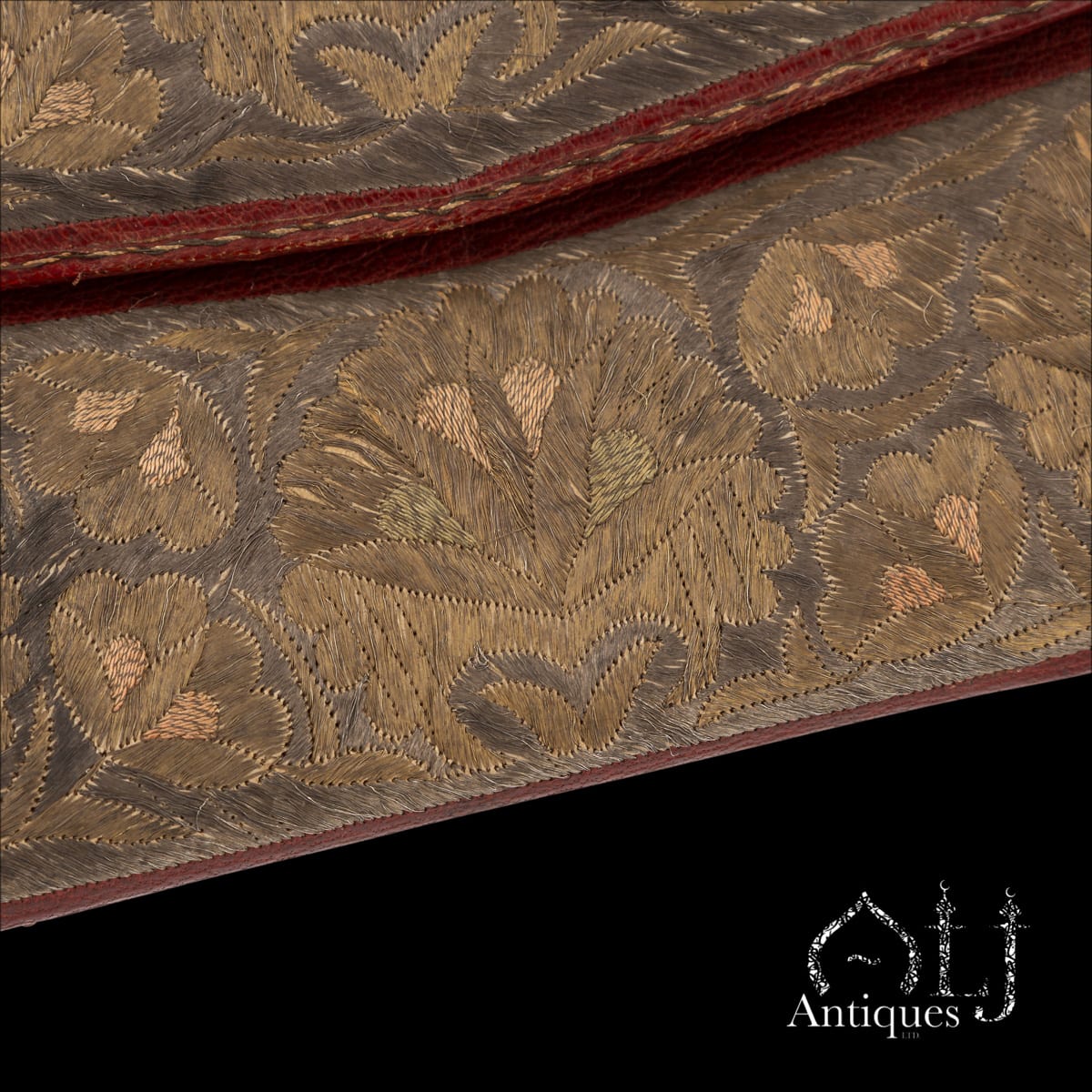 An Exceptional Ottoman Gold, Silver and Polychrome Silk Embroidered Morocco Leather Letter and Document Wallet (Brieftasche), Inscribed "Constantinople 1742" and "Thomas Hewett" Constantinople (Istanbul), Ottoman Empire, Dated 1742 - Image 13