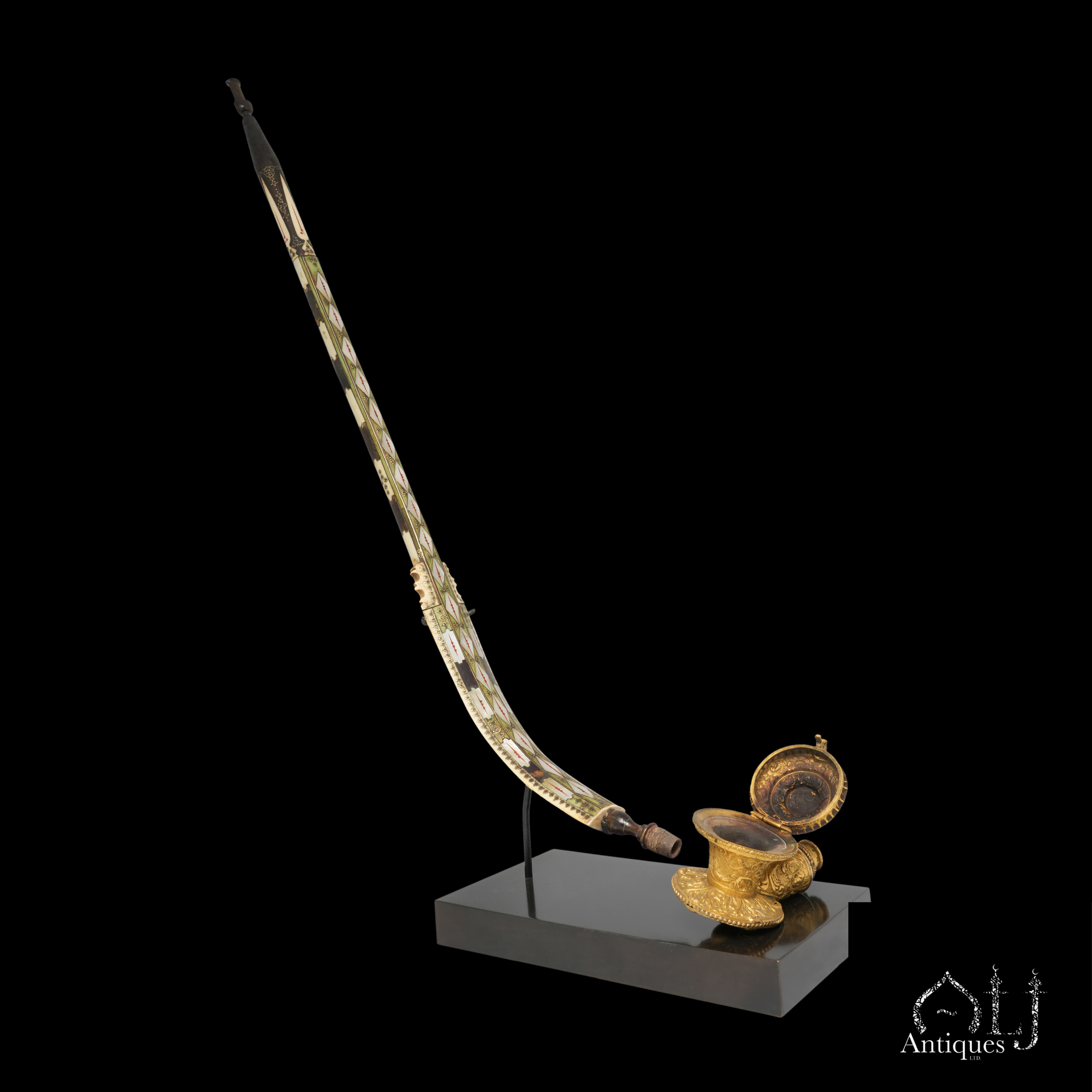 An Ottoman Çubuk Long Smoking Pipe with Tombak Bowl Bone, Horn and Mother-of-Pearl Inlaid Shaft with Brass Micro-Mosaic Decoration, Probably Istanbul, Late 18th – Early 19th Century. - Image 7