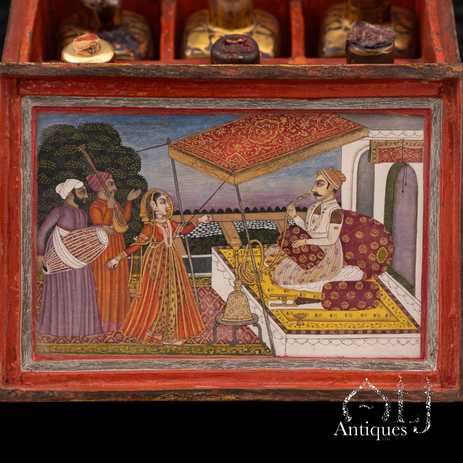 An Exceptional, Extremely Rare and Apparently Unique Deccani Courtly Painted and Lacquered Perfume, Scent or Cosmetic Casket, Lavishly Decorated in Gold with Miniature Paintings beneath Glass and Mica and Containing Six Fitted Gilt-Decorated Glass Scent Bottles, Probably Hyderabad, Deccan, India, circa 1780–1795 - Image 12